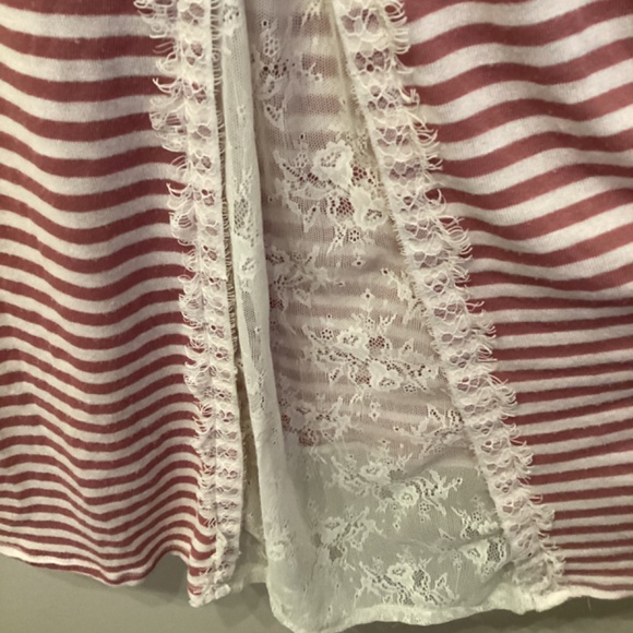 Jolt Pink Striped Hi Low Hem Knit Top XL Lightweight Lace Back Insert Soft Flowy - Picture 5 of 14